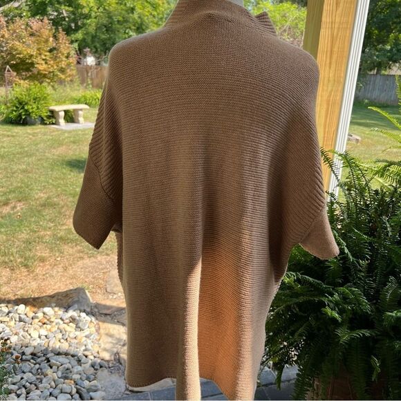 Talbots Oversized Slouchy Sweater Tan size Small - Picture 2 of 8